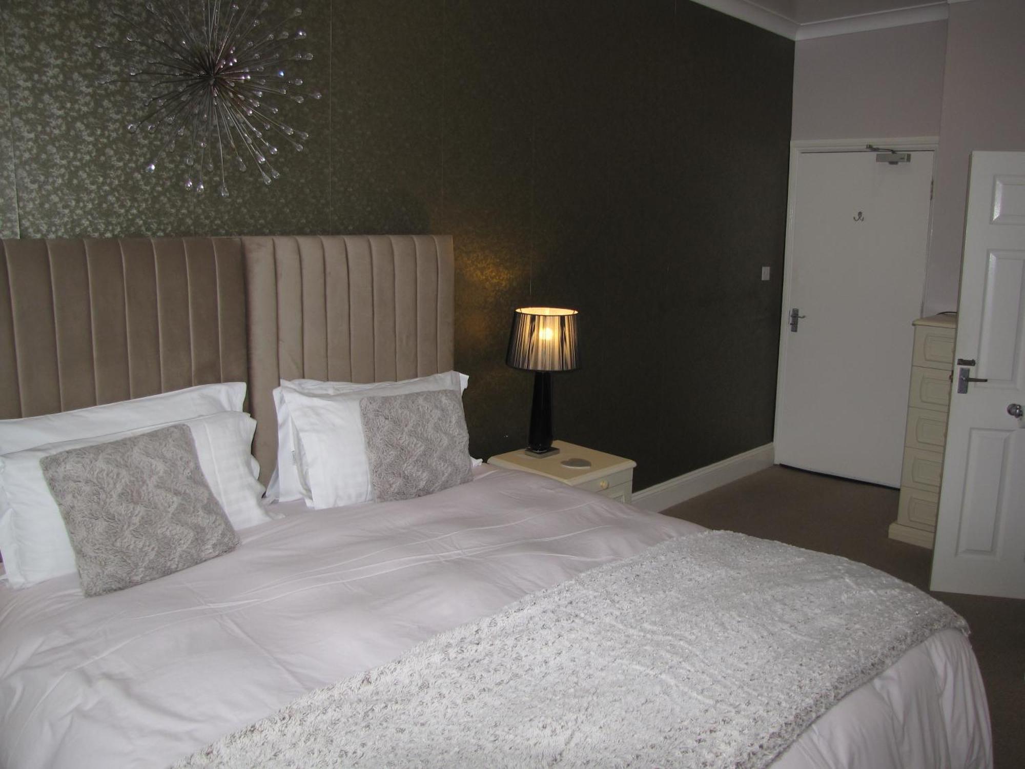 Ashmira Guest House Weymouth Eksteriør billede
