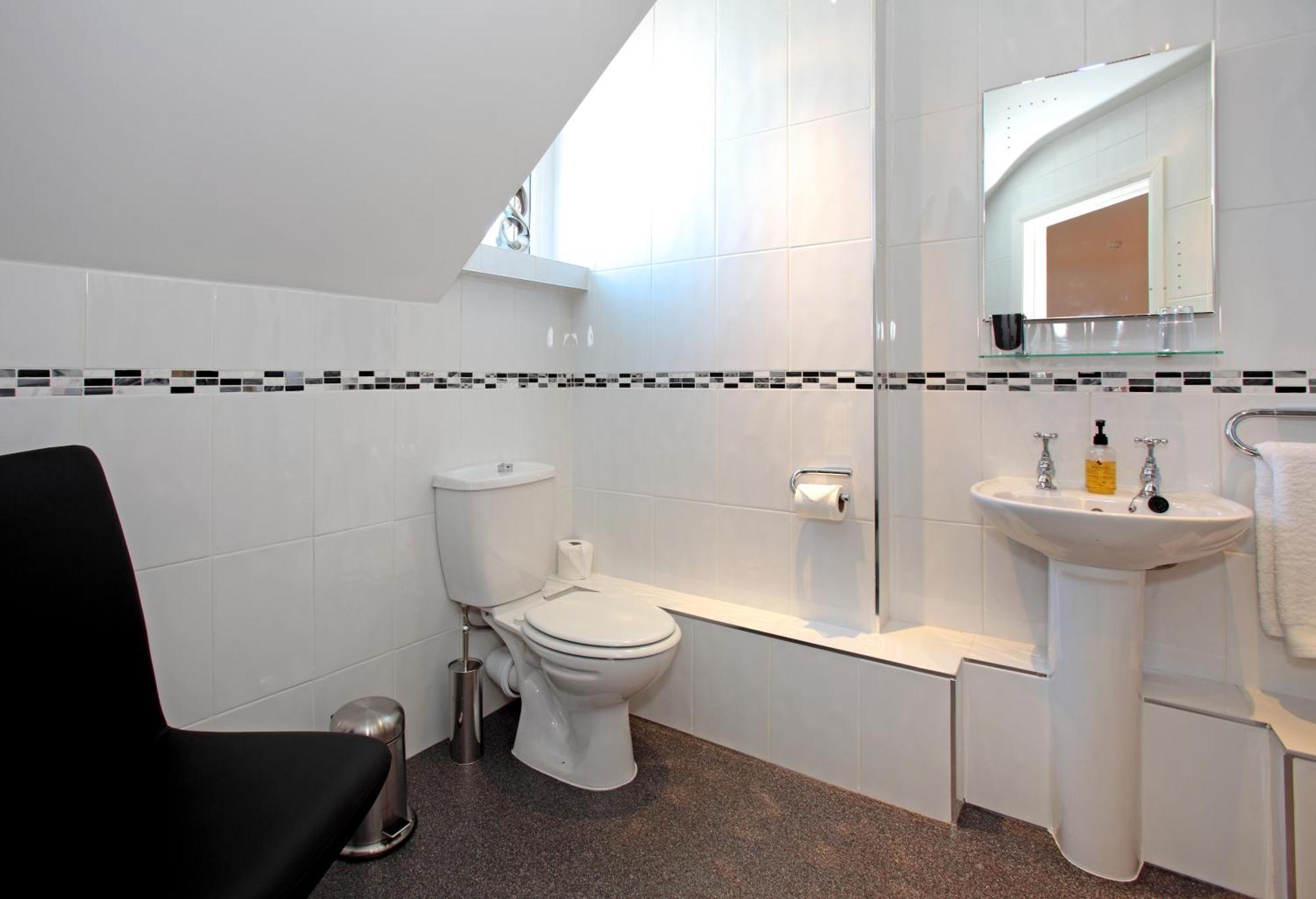Ashmira Guest House Weymouth Eksteriør billede