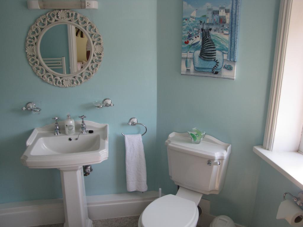 Ashmira Guest House Weymouth Eksteriør billede